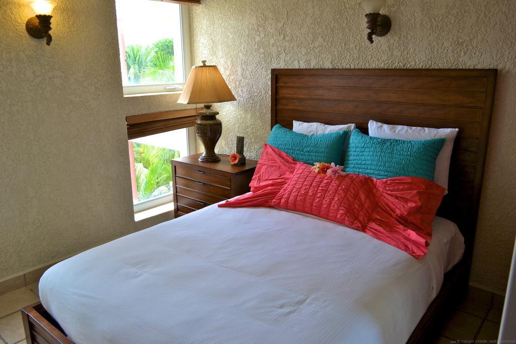 Mayan Princess Beach & Dive Resort West Bay Quarto foto